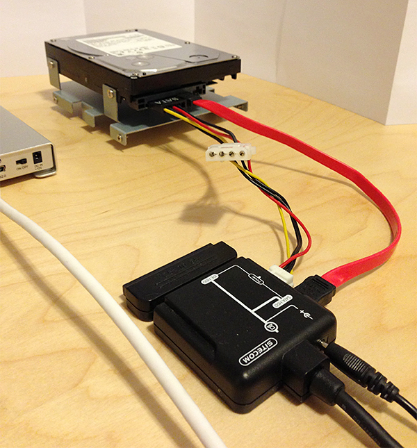 Using a Sata/IDE to USB adapter with it's own power supply